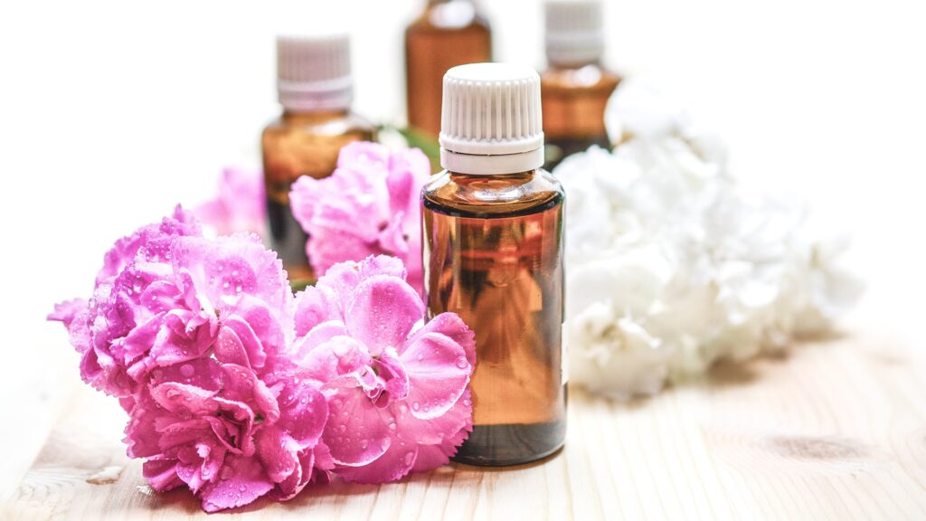 masaż aromaterapeutyczny olejki